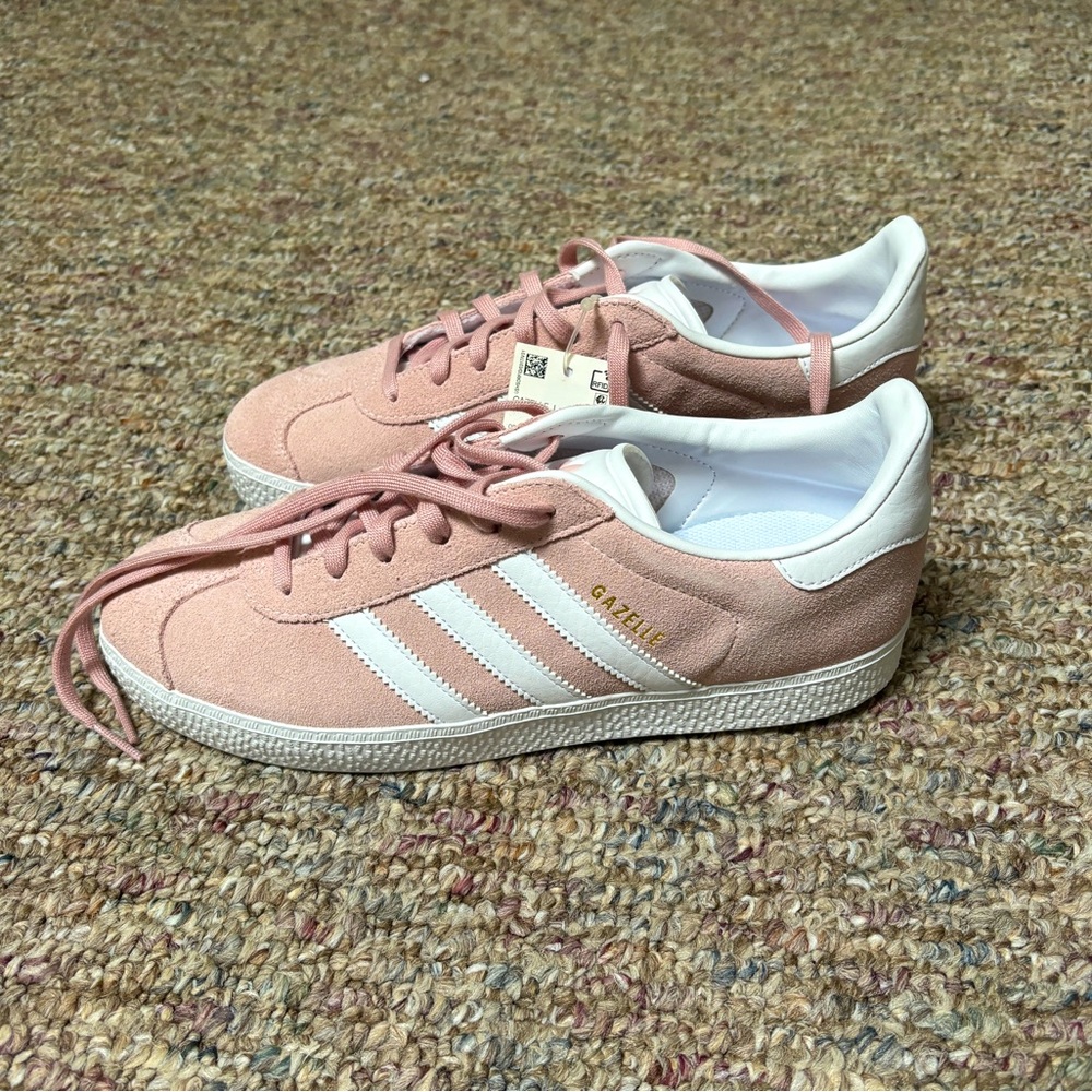 Brand New Light Pink Adidas Gazelle Shoes